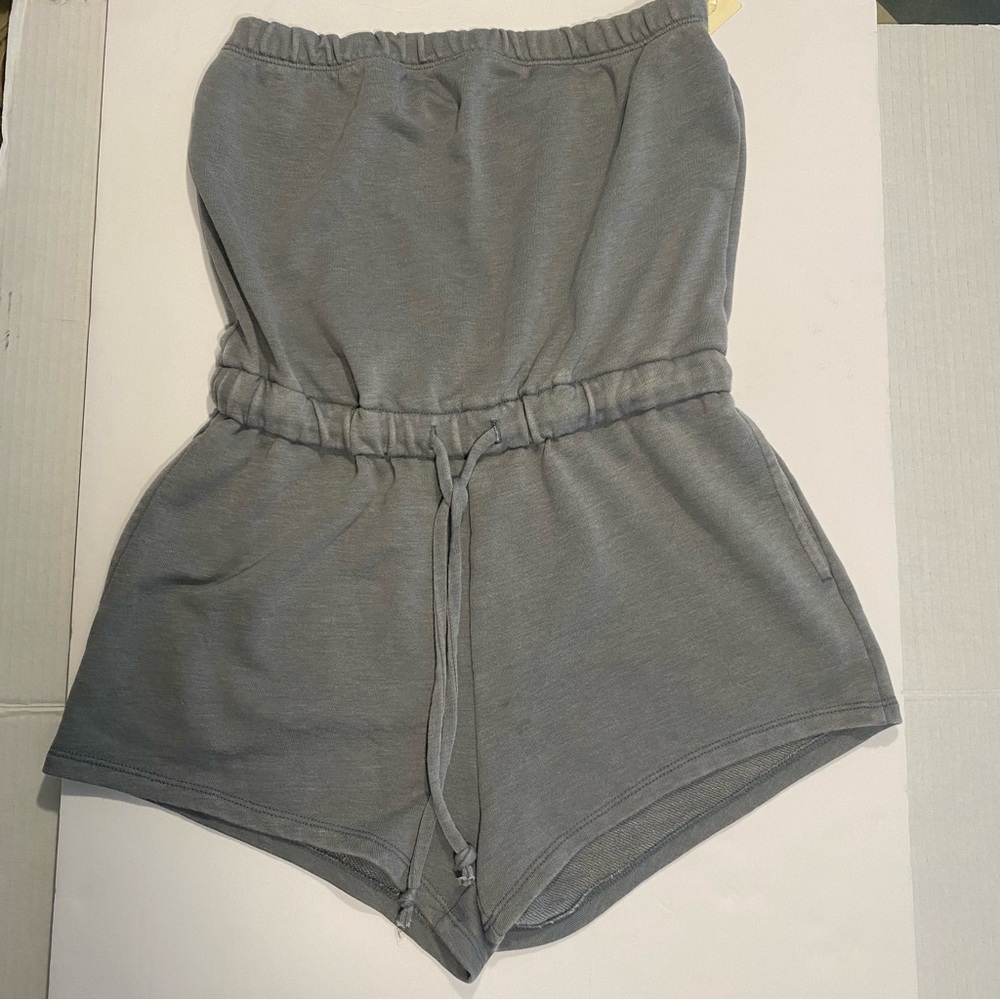 PRICE DROP Aeropostale Gray Athletic Shorts Elastic Waistband Soft Fabric